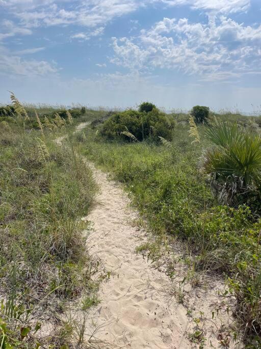 Tybee Sunshine ~ 50 Steps 'Till Toes In The Sand Tybee Island Exterior foto