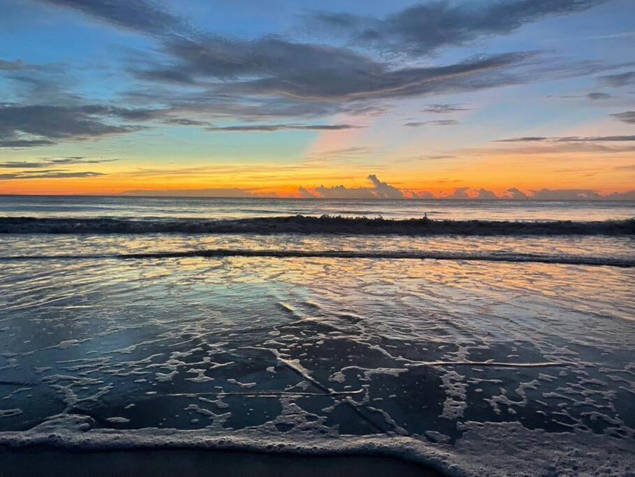 Tybee Sunshine ~ 50 Steps 'Till Toes In The Sand Tybee Island Exterior foto